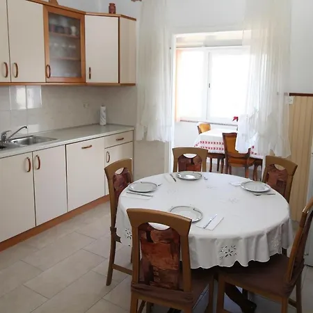 Apartment Neda